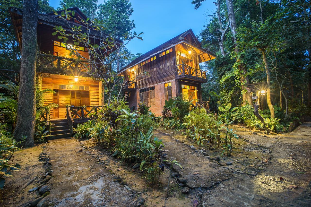 Art'S Riverview Lodge Khao Sok National Park Exterior photo